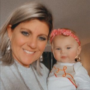 Meet your Posher, Angelia